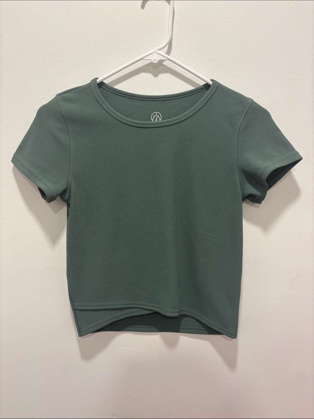 Move Theology Womens Short Sleeve Ribbed Crop Top cross over waist hem medium